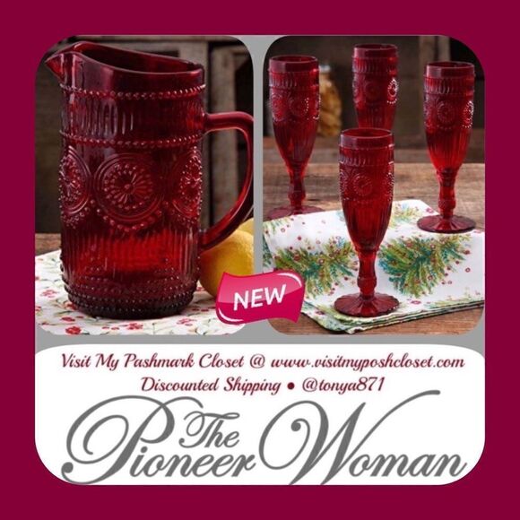 🦋 RARE! 🦋 NEW SET! Pioneer Woman Adeline Christmas Red Pitcher & 4 Flutes - Picture 1 of 9